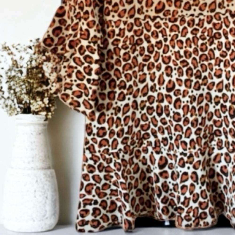 Bar III Bell-Sleeve Leopard Print Dress Size 2 - Picture 6 of 15